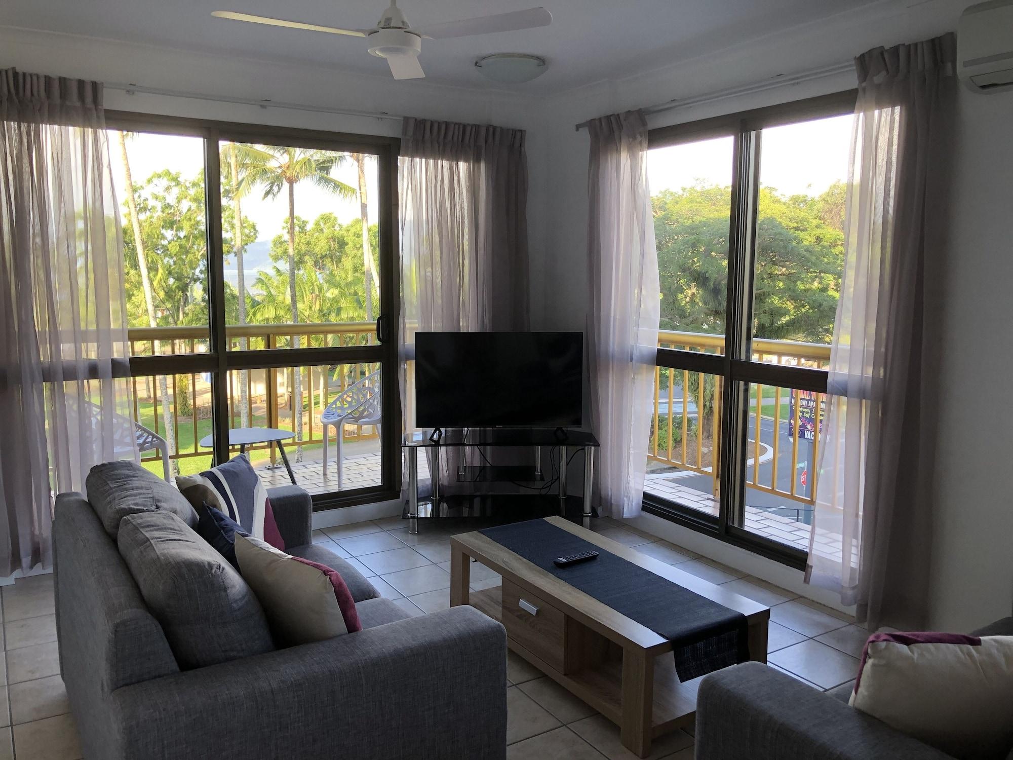 Coral Towers Holiday Suites Cairns Exterior foto