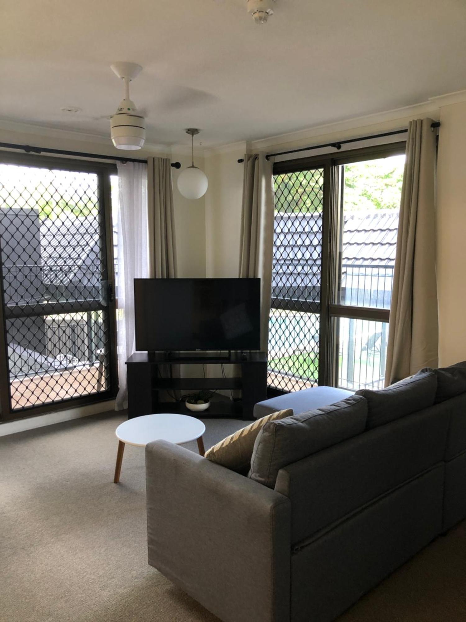 Coral Towers Holiday Suites Cairns Exterior foto