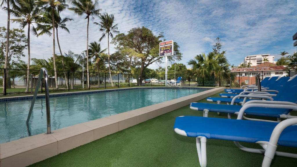 Coral Towers Holiday Suites Cairns Exterior foto